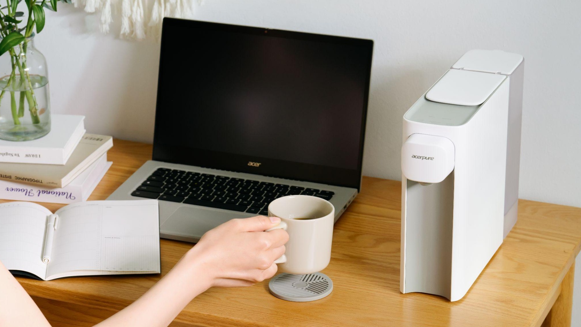 MÁY LỌC NƯỚC MINI ĐỂ BÀN ACERPURE AQUA - GIẢI PHÁP TỐI ƯU CHO KHÔNG GIAN SỐNG HIỆN ĐẠI